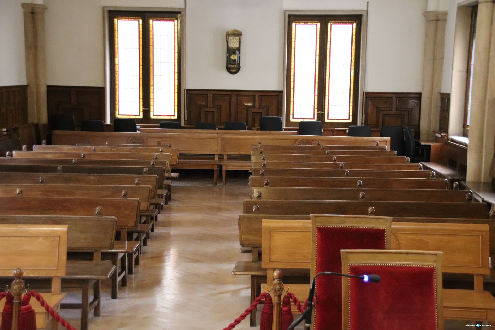 Audiencia Provincial Fiscalía de menores (1)