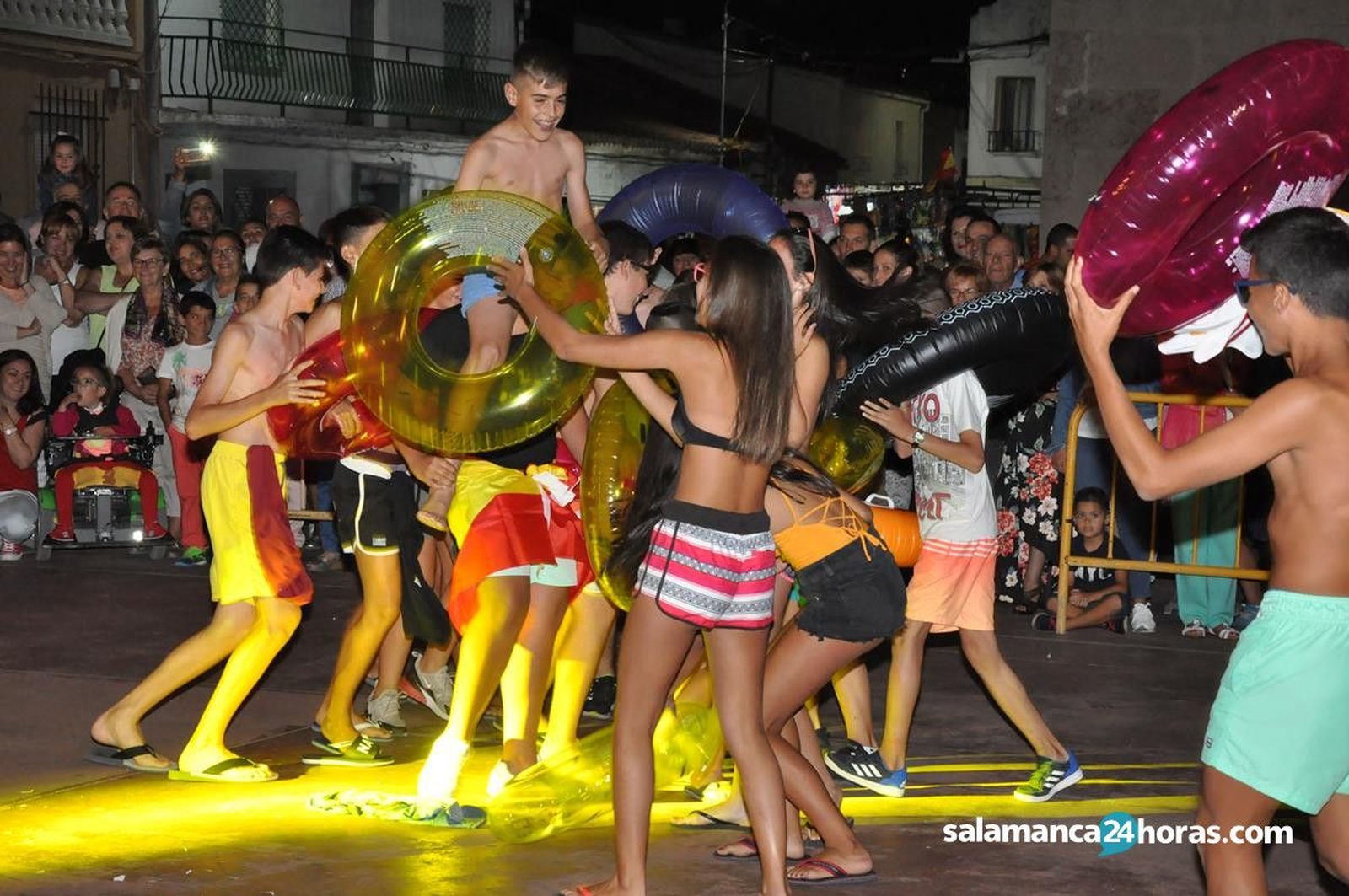 Desfile de peñas en Valdelosa (36)