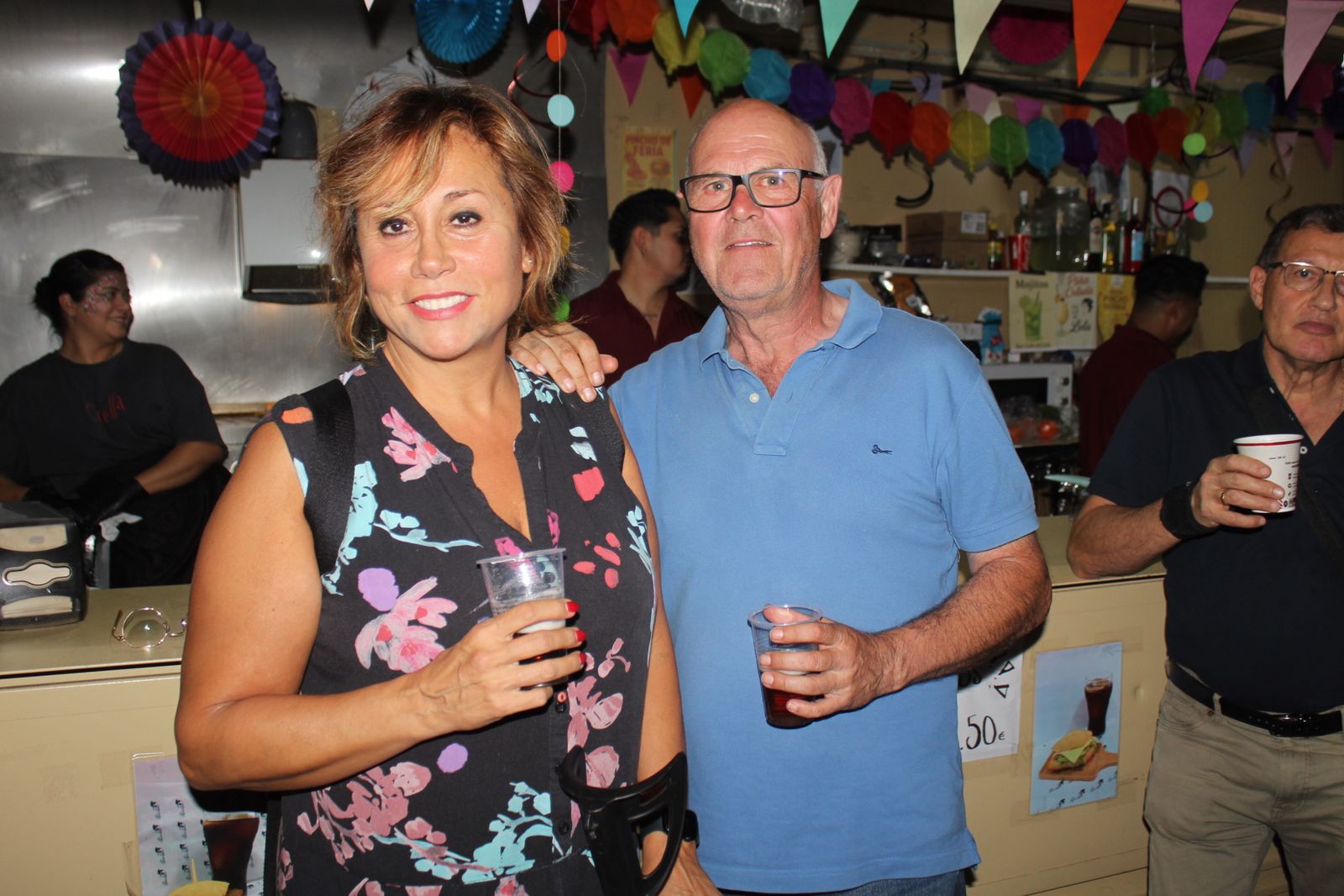 Ambiente en la Feria de Día en la tarde de este lunes