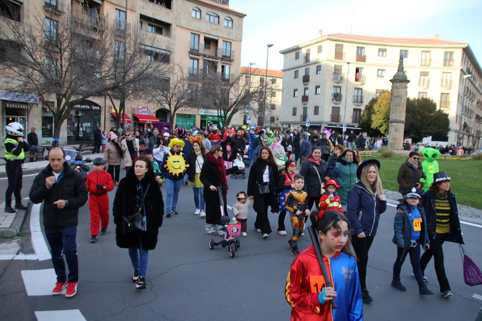 Desfile de Carnaval del Consejo Social del Rollo