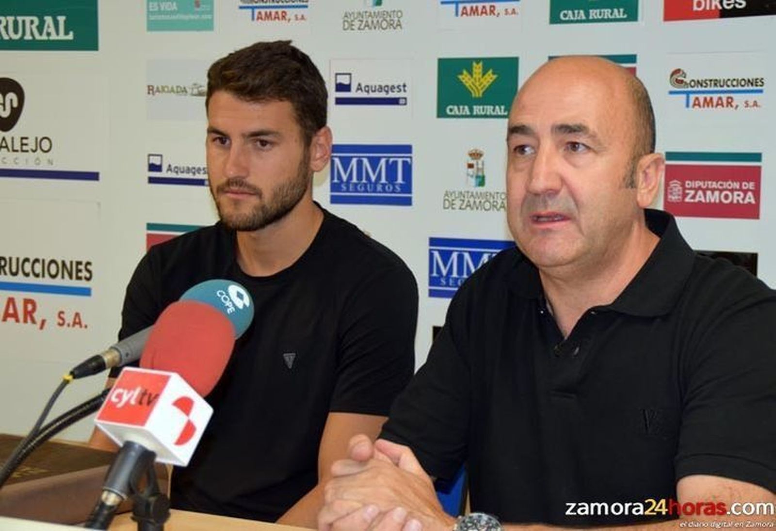 Manu Gavilán: “Quiero volver a entrar en la rueda del fútbol español y el Zamora me da la oportunidad”