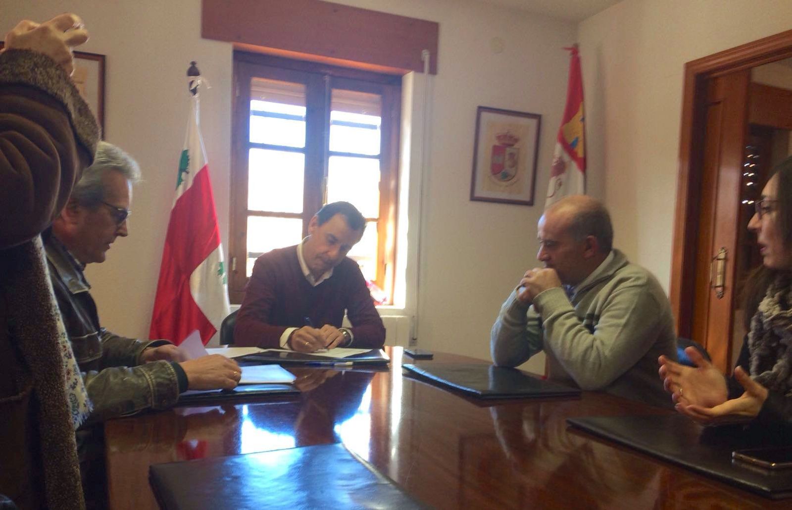 Maillo confía en la continuidad del PP tras dejar la alcaldía de Casaseca oficialmente