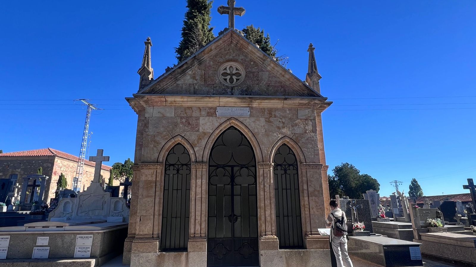 Panteón de Cándida López Moro 