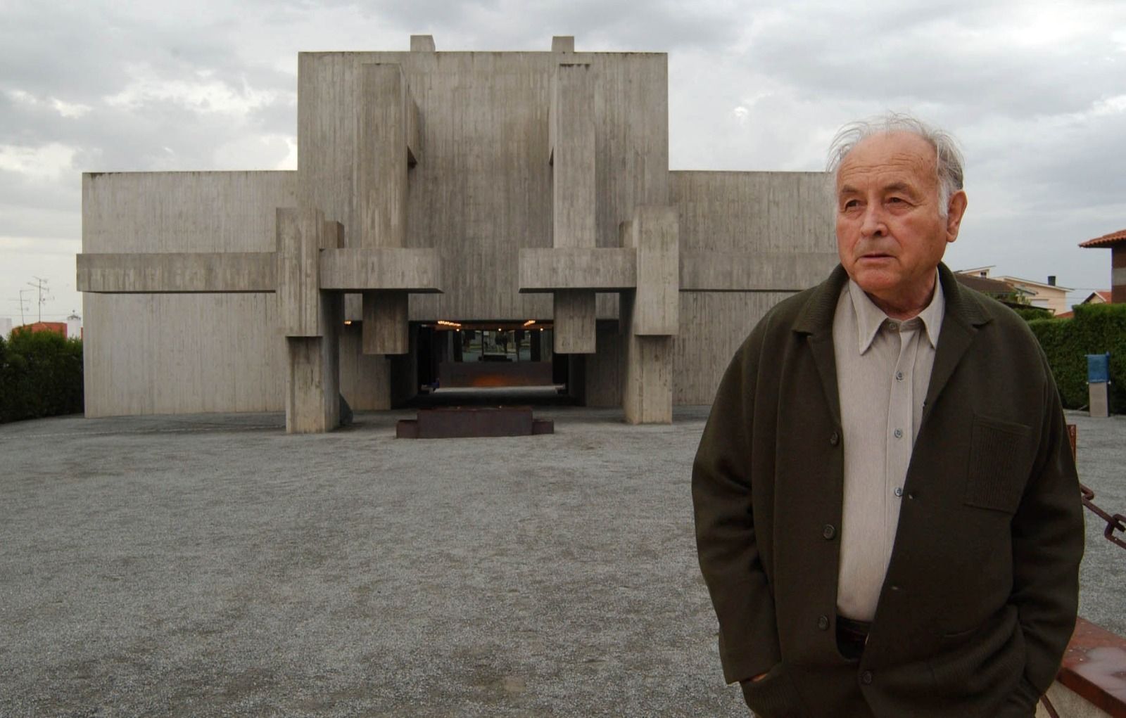 Angel Mateos, escultor. ICAL