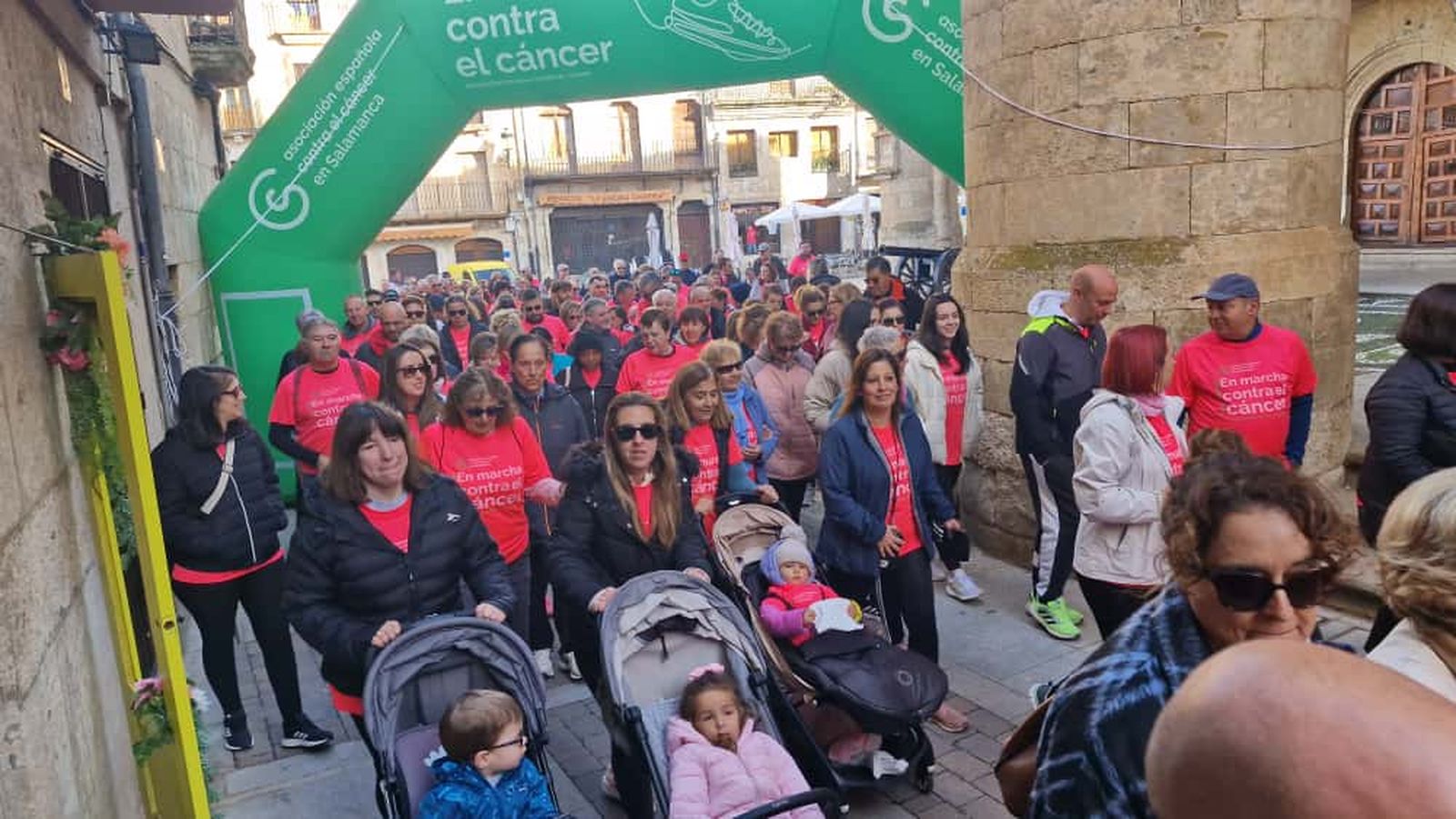 Marcha contra el cáncer Ciudad Rodrigo (2).jpeg