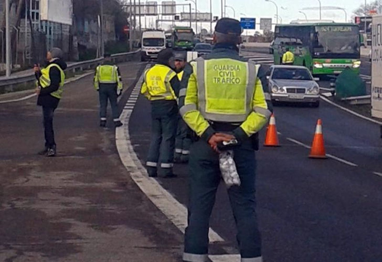 La DGT inicia una campaña especial de control de alcohol y drogas