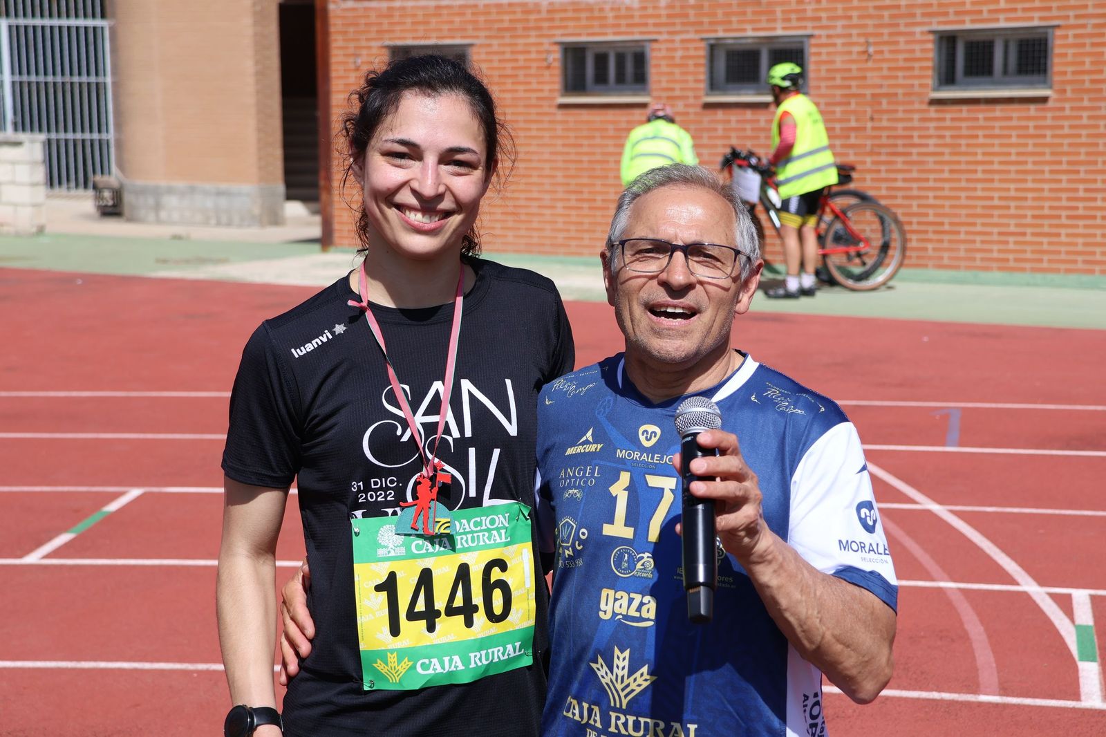 GALERÍA | Revive en imágenes la llegada a meta de los atletas en la Media Maratón de Zamora