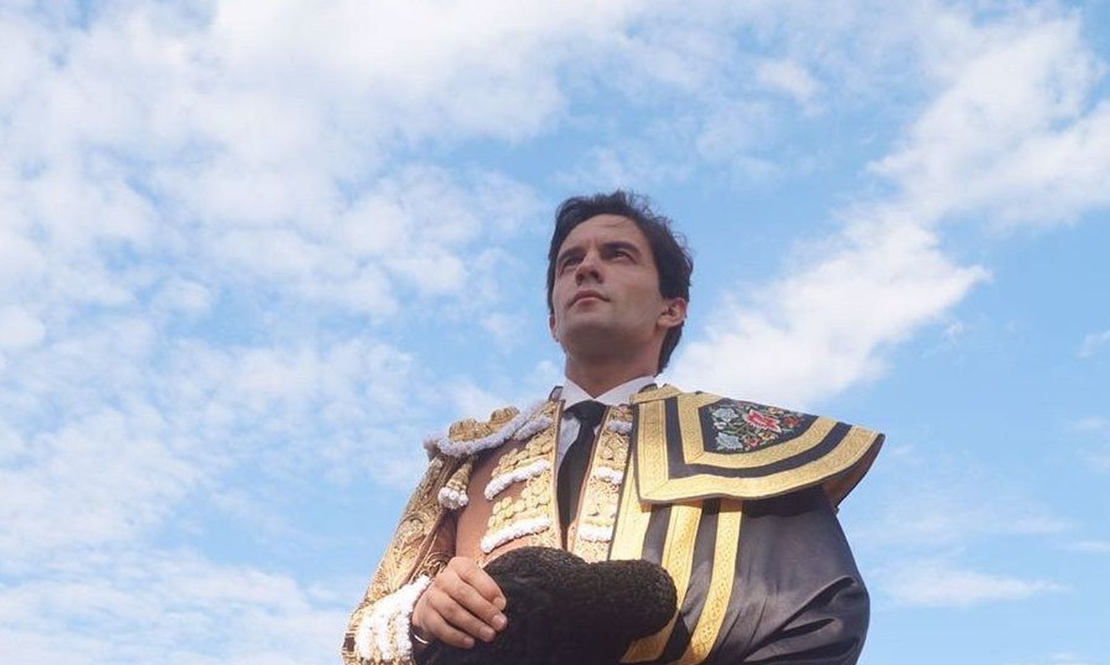 El diestro salmantino Juan del Álamo haciendo el paseíllo. Foto de archivo El diestro salmantino Juan del Álamo haciendo el paseíllo. Foto de archivo