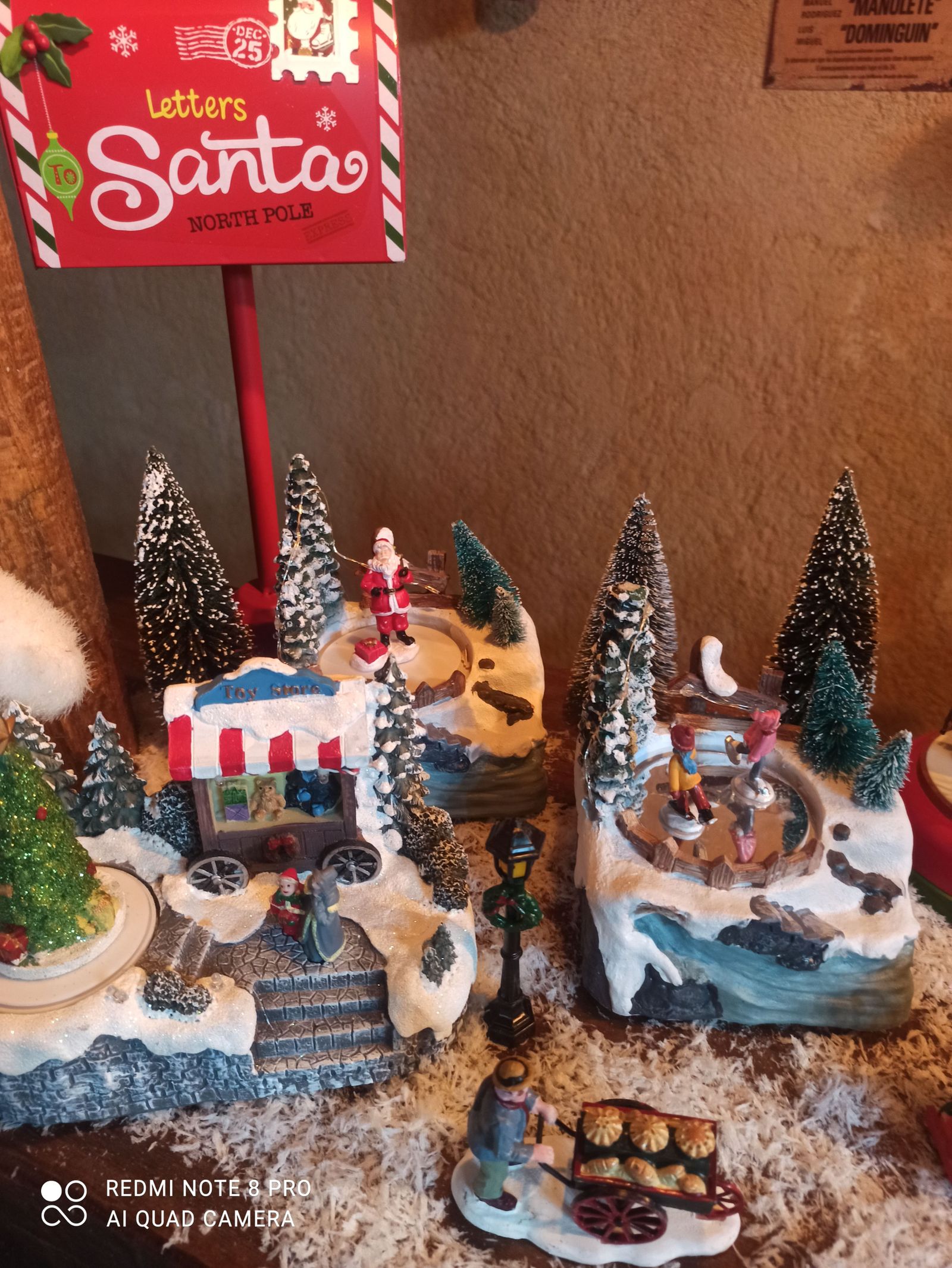 r-c-f-decoracion-navidena-en-una-vivienda-de-navarredonda-de-la-rinconada-3