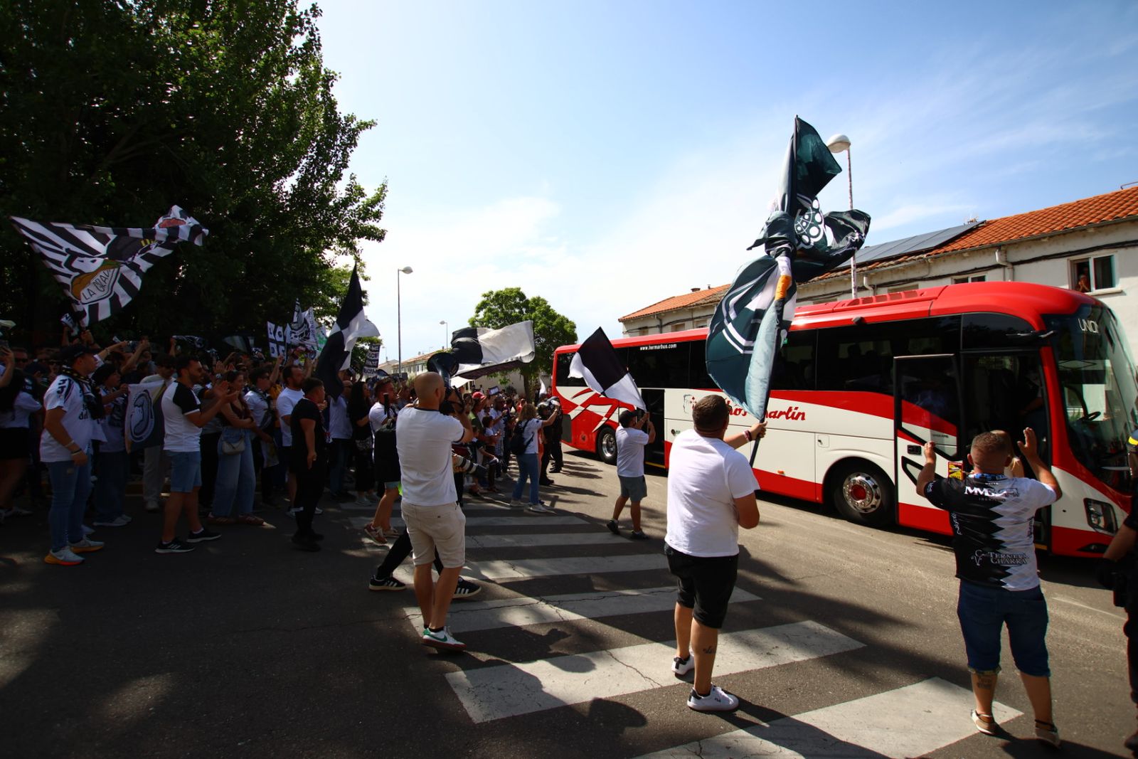 Recibimiento al Autobús de Unionistas