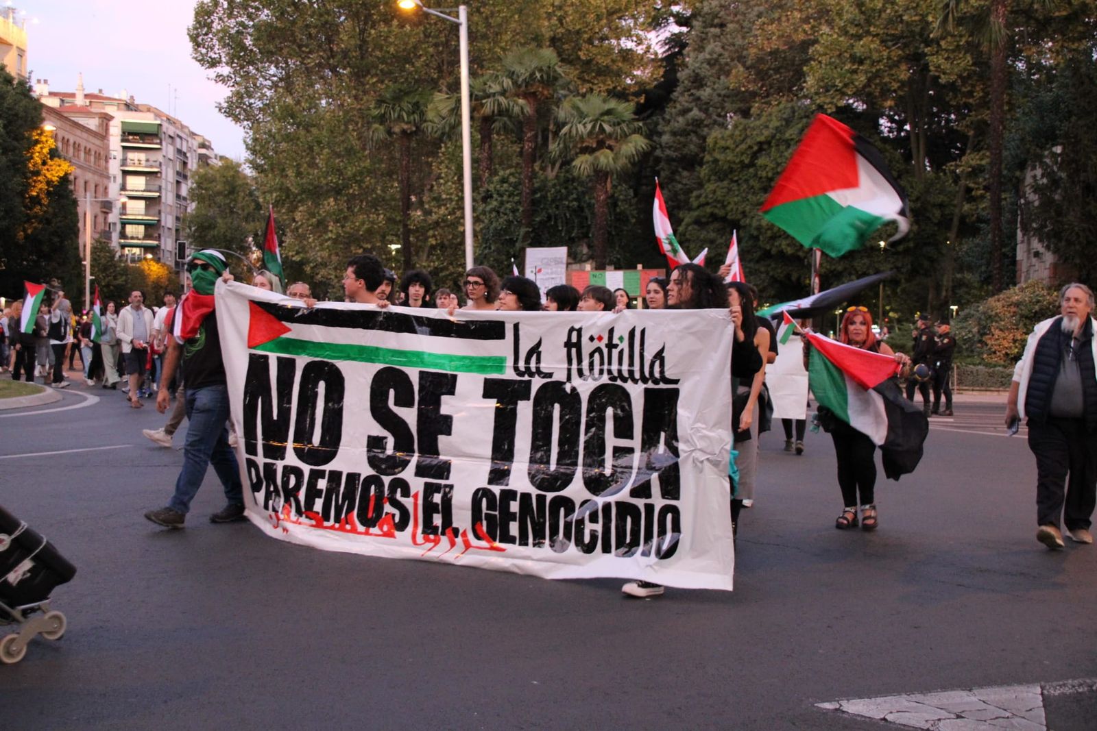 Medio millar de personas se manifiestan en Salamanca en apoyo a Palestina y la flotilla