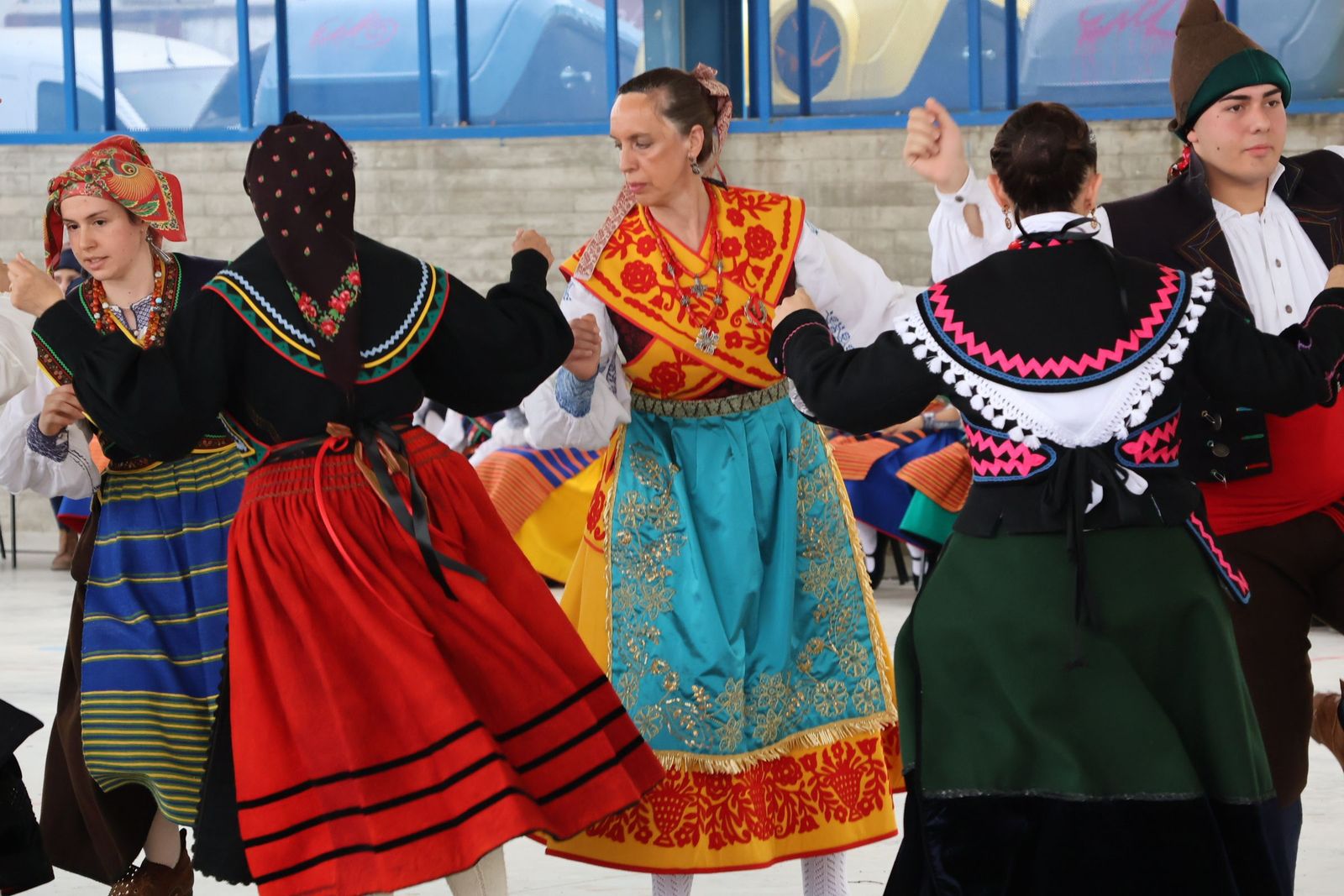 actuacion-fin-de-curso-de-la-escuela-de-baile-dona-urraca-51