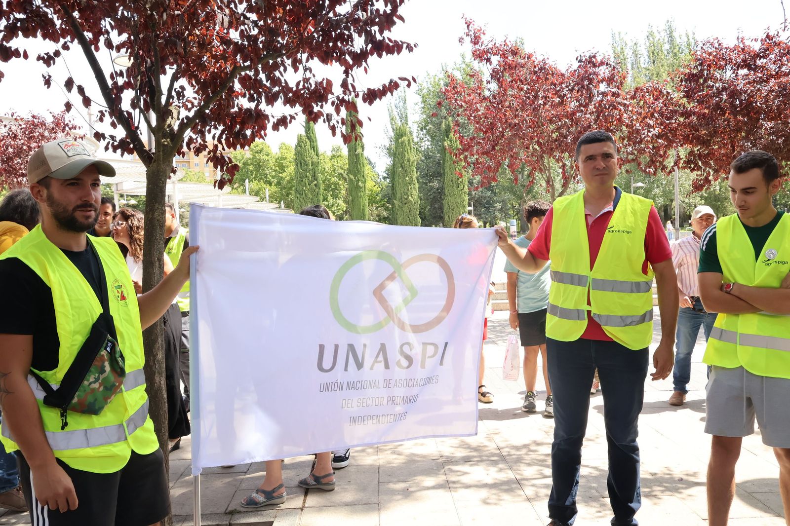 Marcha silenciosa en homenaje a David Lafoz (78).JPG