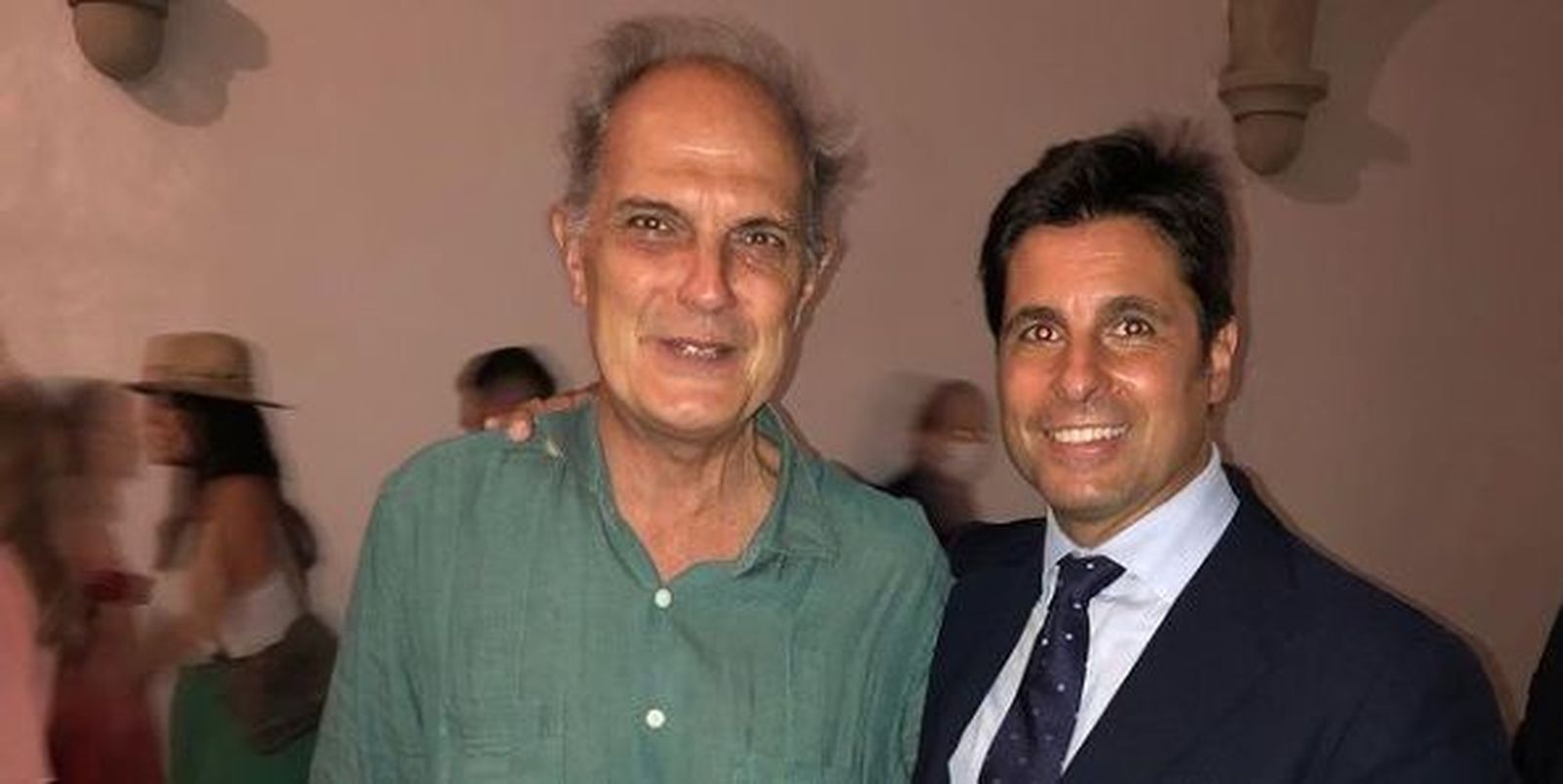 Enrique Crespo junto al torero Francisco Rivera