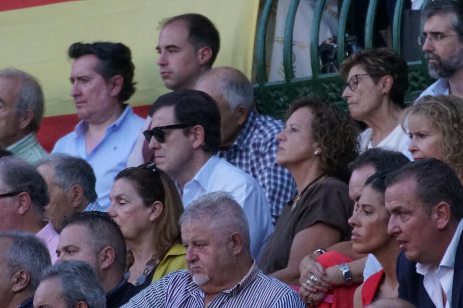 Así ha vivido la afición de La Glorieta el primer cartel de figuras de la feria: imágenes del ambiente en los tendidos y en el patio de cuadrillas