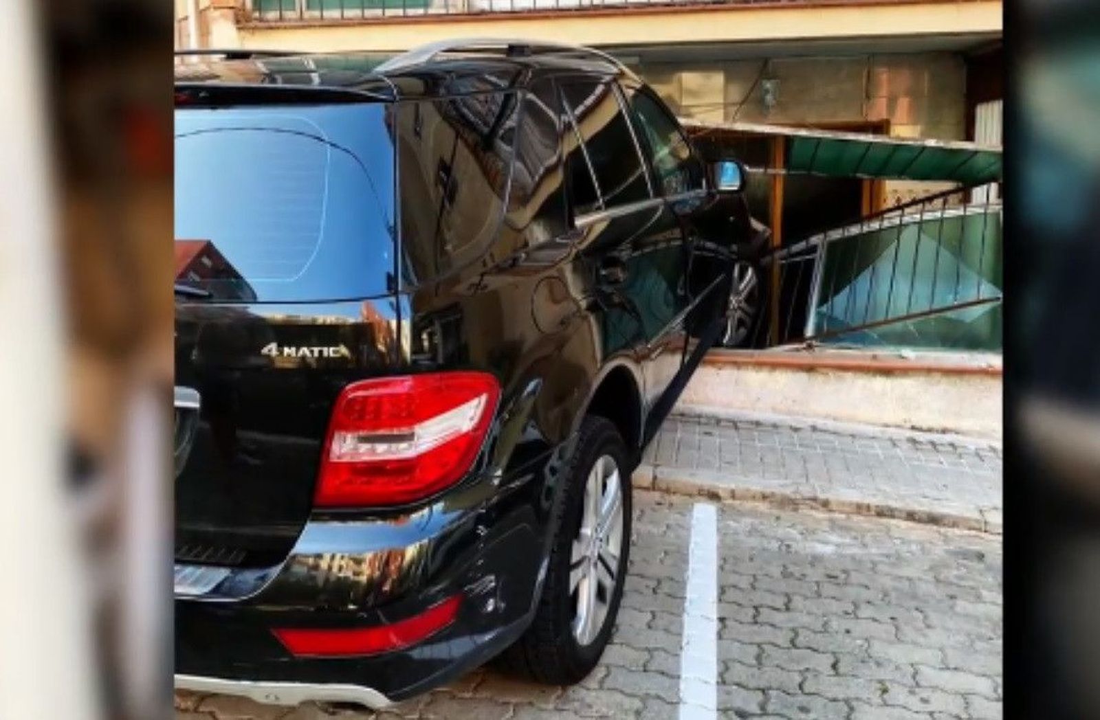 Coche maria lapiedra