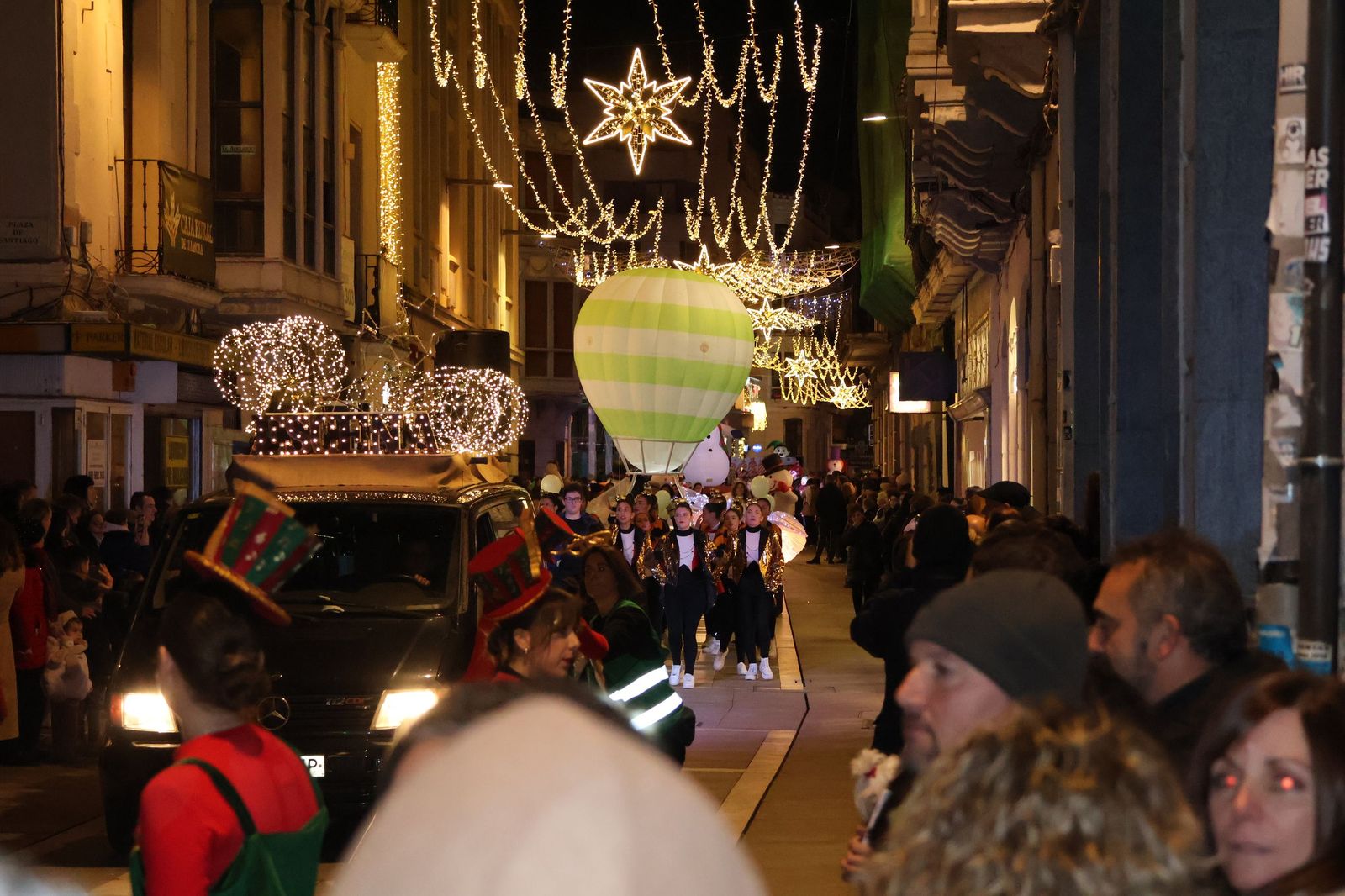 GALERÍA | El animado pasacalles de Escena por el centro de Zamora, en imágenes