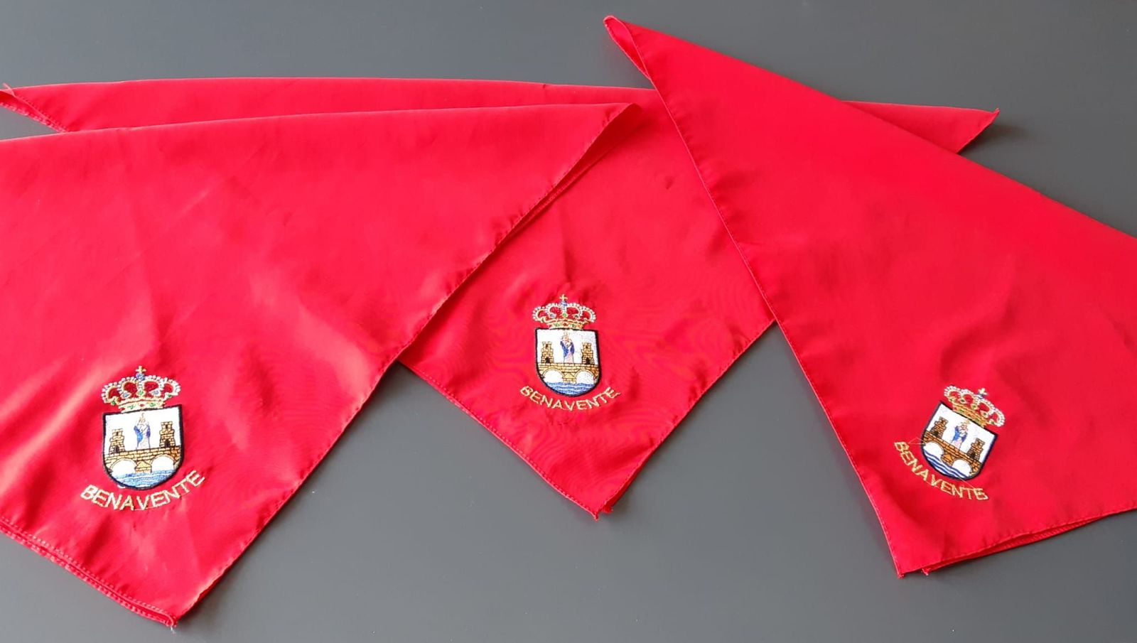 Pañuelos para el Toro Enmaromado