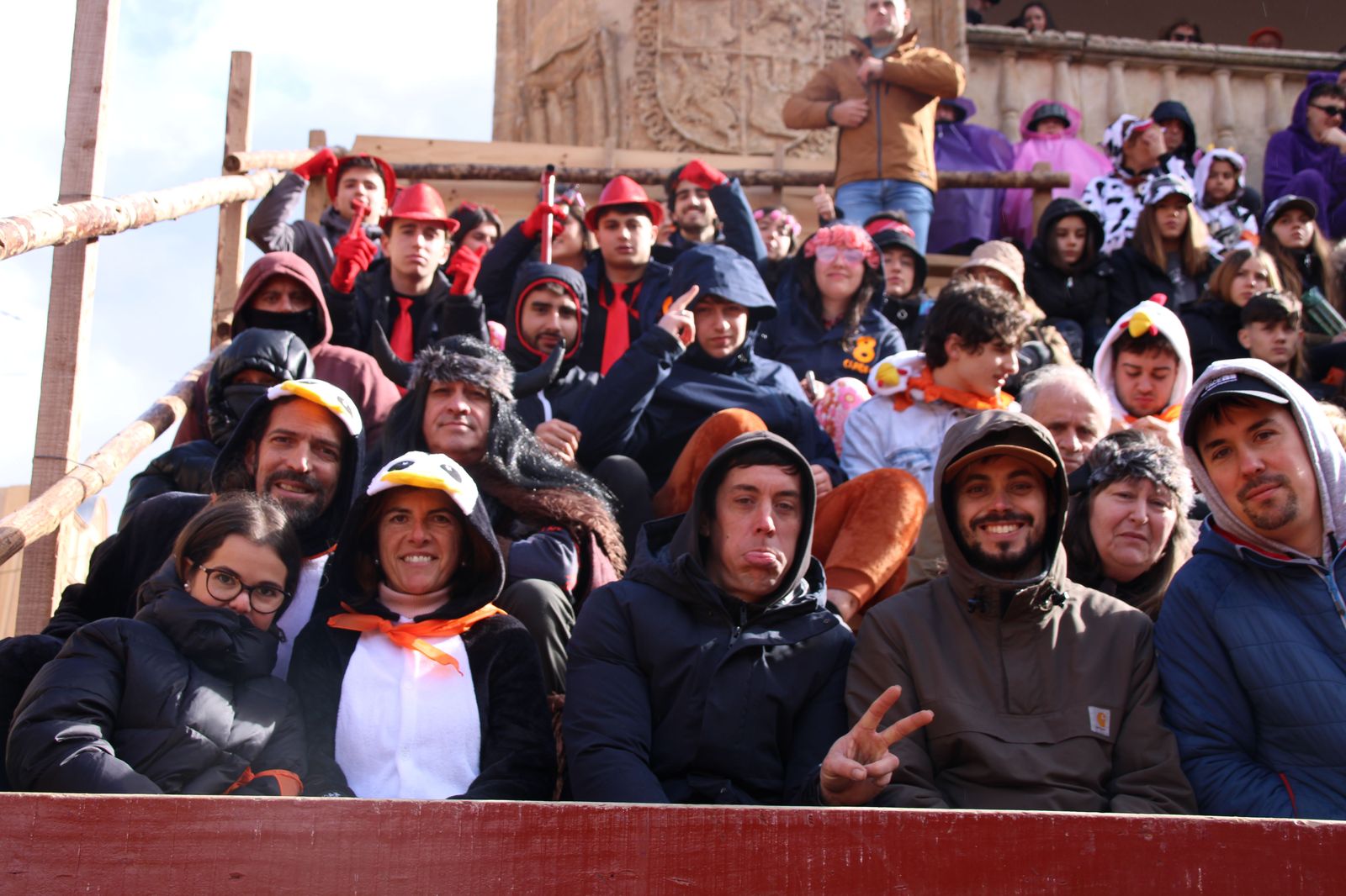 ambiente-durante-el-encierro-urbano-de-ciudad-rodrigo-sabado-10-de-febrero-fotos-s24h-55
