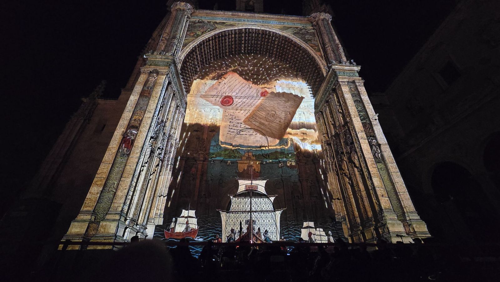 Videomapping en la fachada de la iglesia de San Esteban por la conmemoracion de el V Centenario de la Escuela de Salamanca