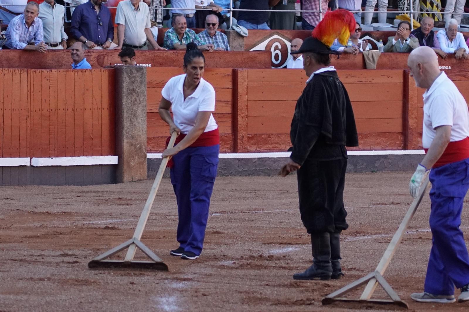 Así ha vivido la afición de La Glorieta el primer cartel de figuras de la feria: imágenes del ambiente en los tendidos y en el patio de cuadrillas