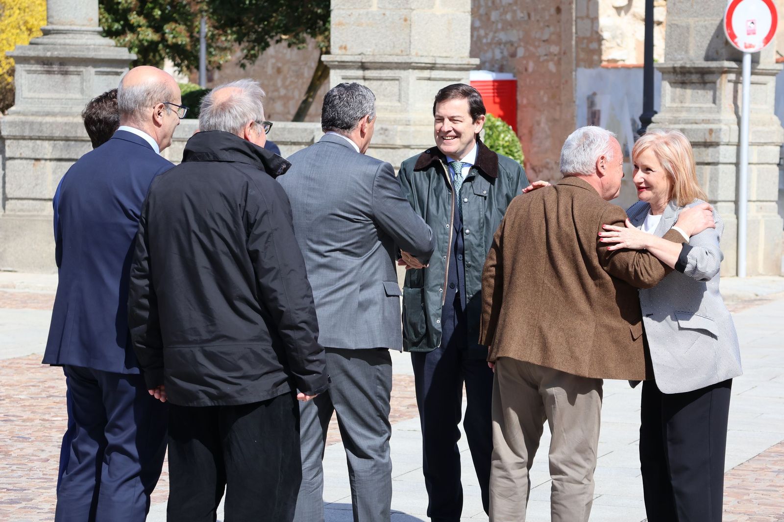 GALERÍA | La visita de Alfonso Fernández Mañueco a la Catedral de Zamora, en imágenes