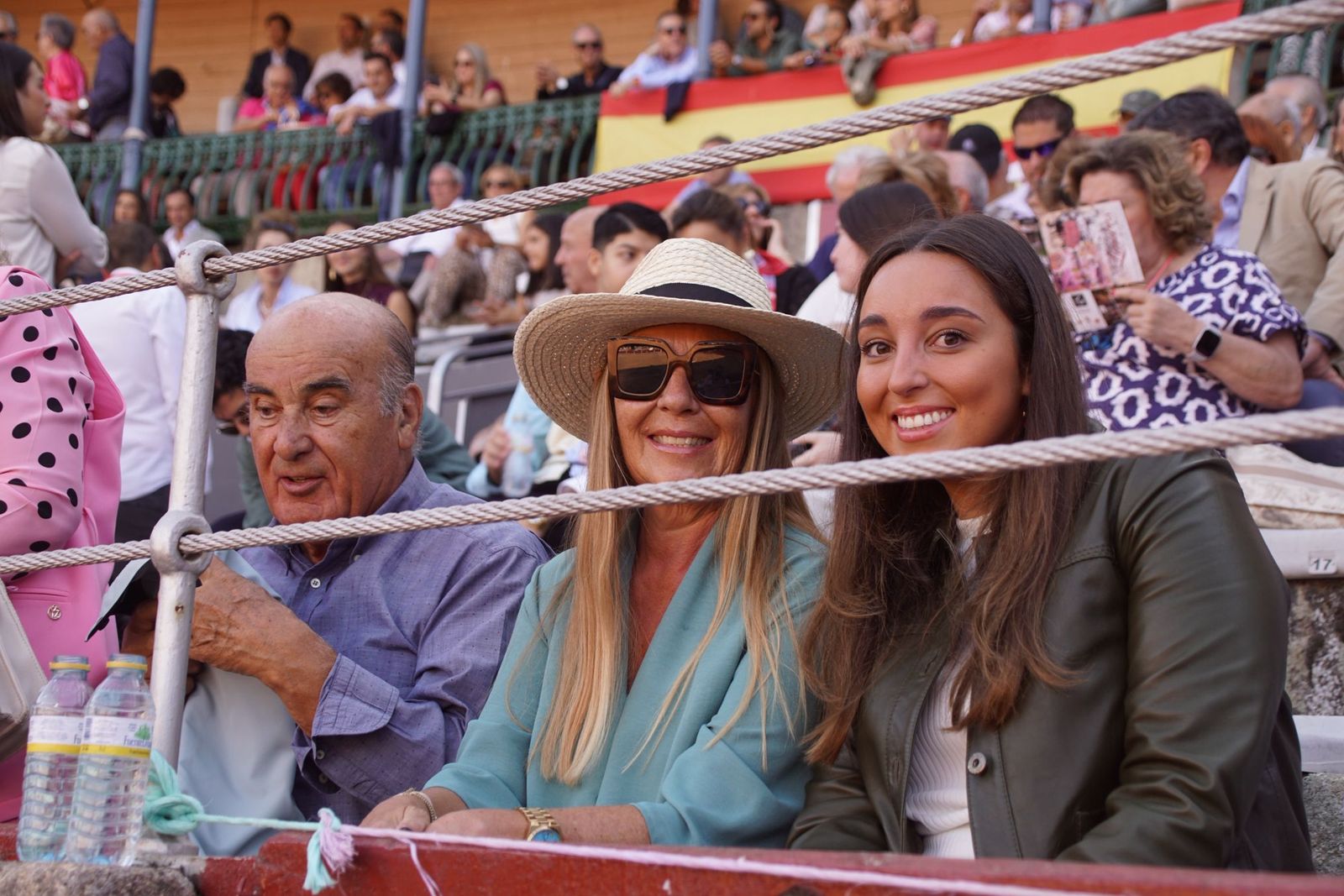 Así se ha vivido la primera corrida de la feria 2025 en La Glorieta: imágenes del ambiente en los tendidos y en el patio de cuadrillas