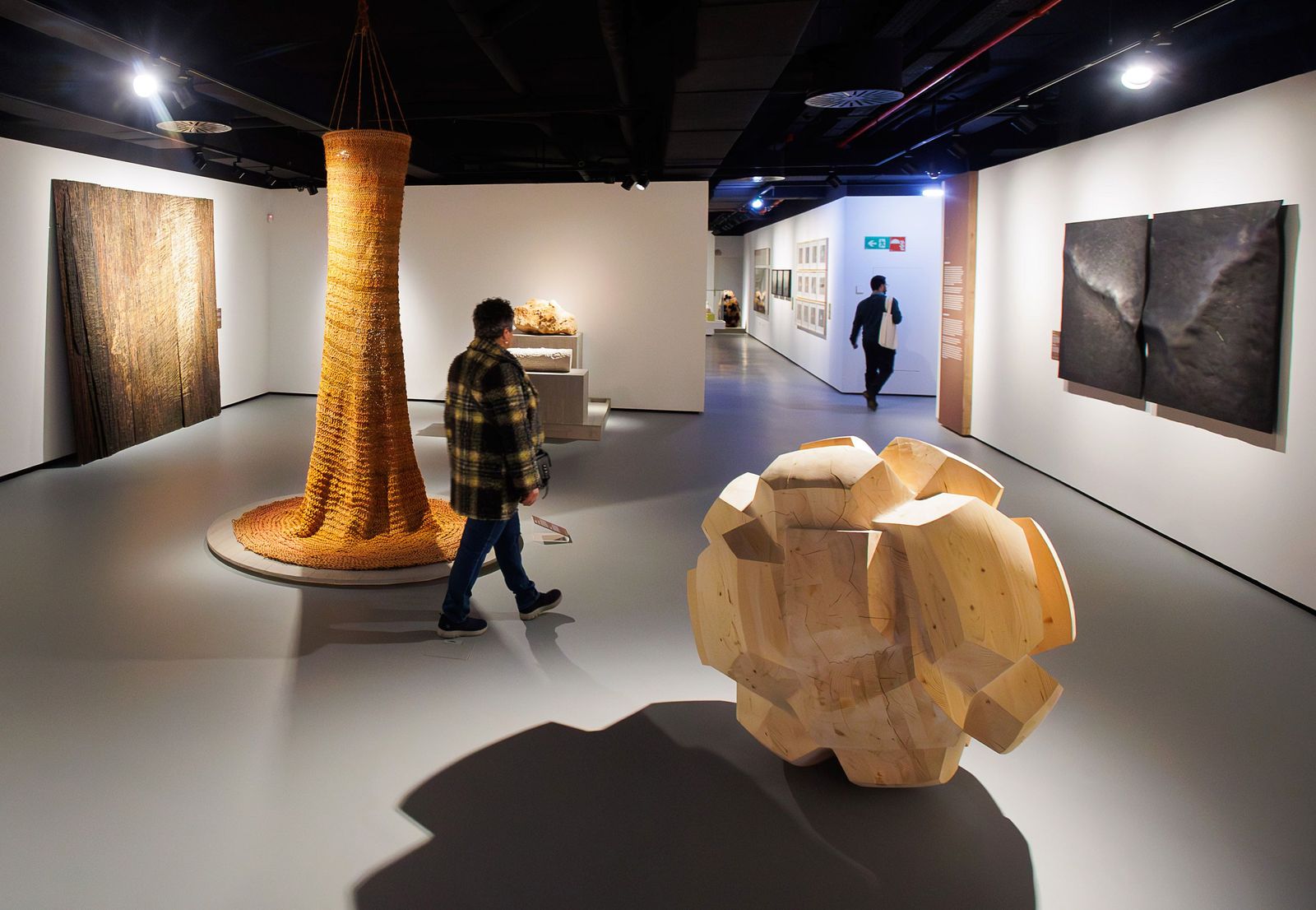 La Fundación María Cristina Masaveu Peterson estrena un nuevo centro cultural y albergue juvenil en Morasverdes. Fotos: ICAL