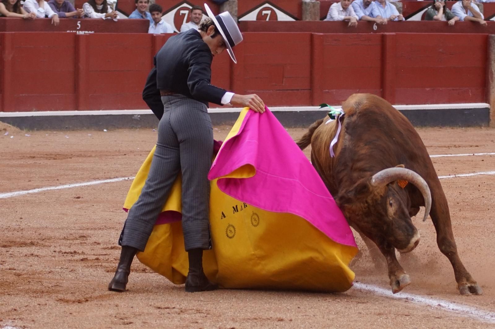 whatsapp-image-2025-06-12-at-21-25-05-4