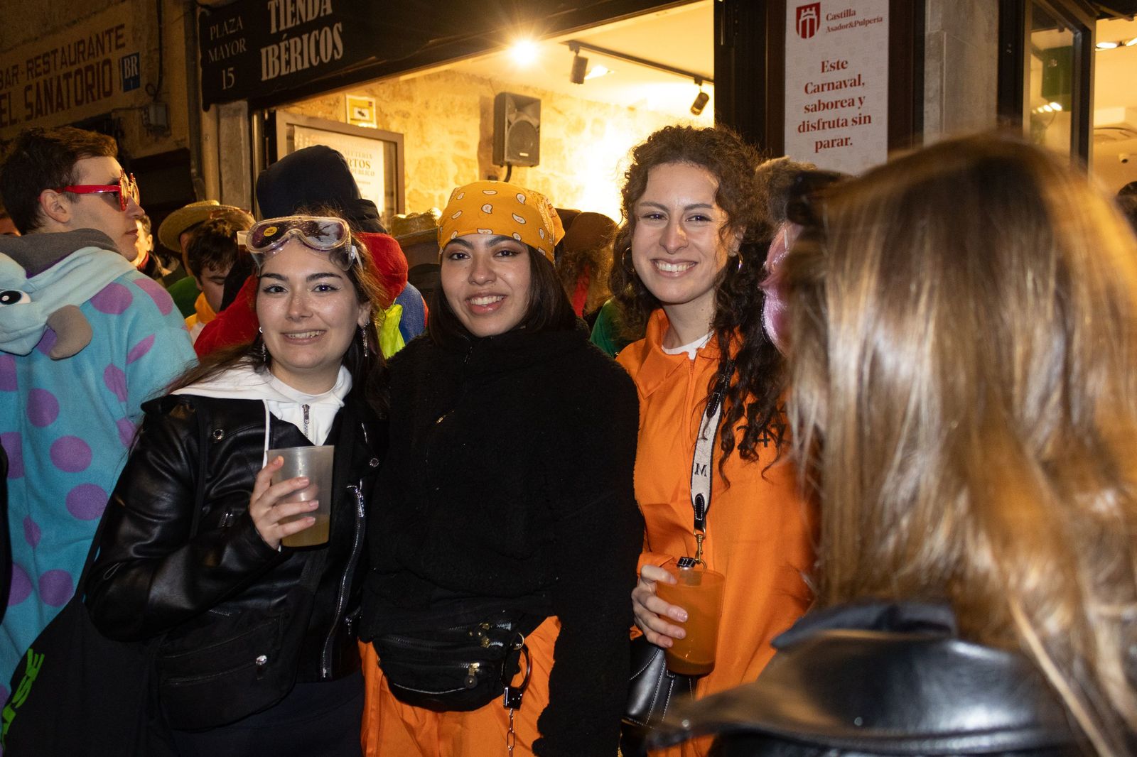 Salamanca de noche, sábado del Carnaval del Toro de Ciudad Rodrigo