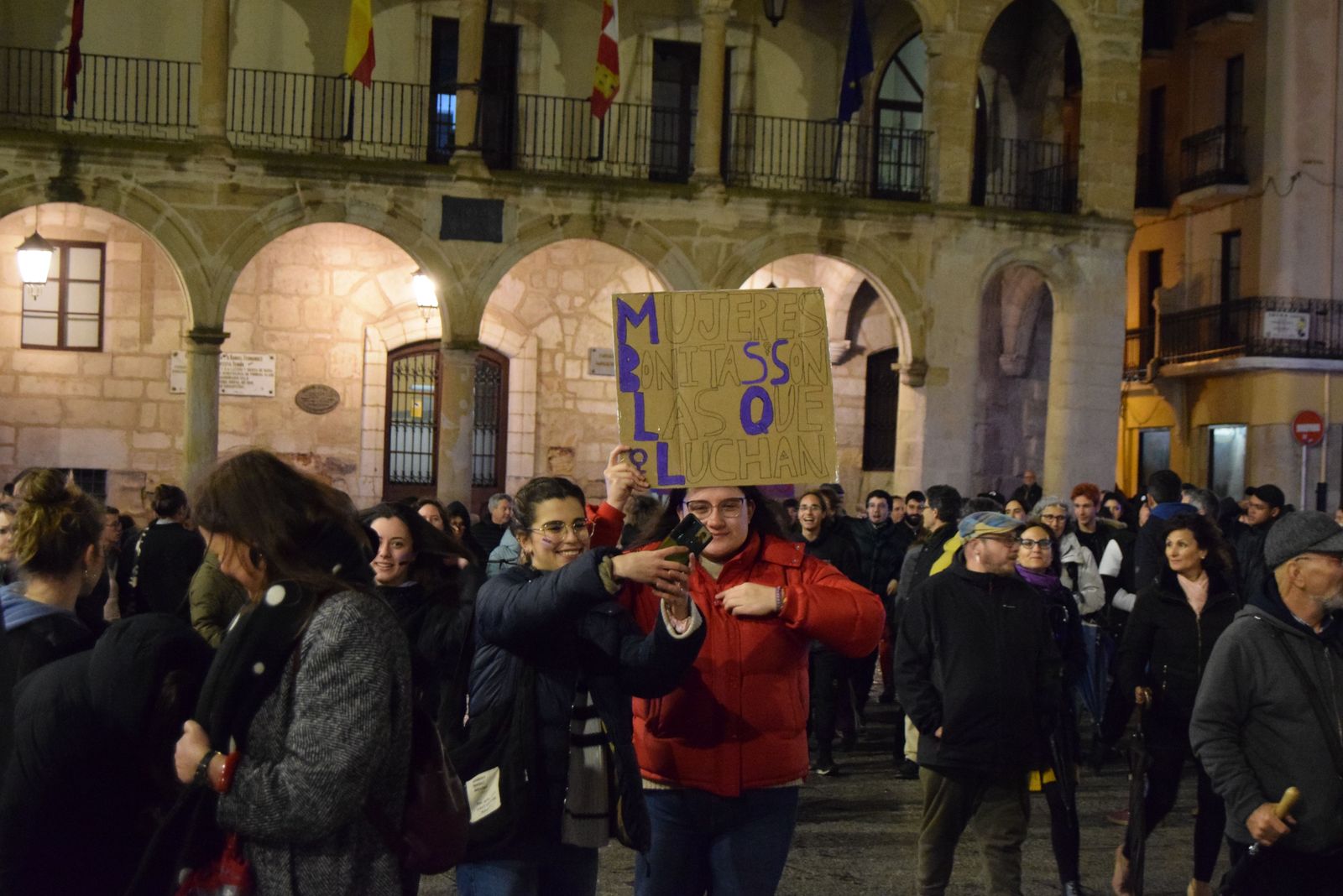 manifestacion-por-el-8m-en-zamora-28