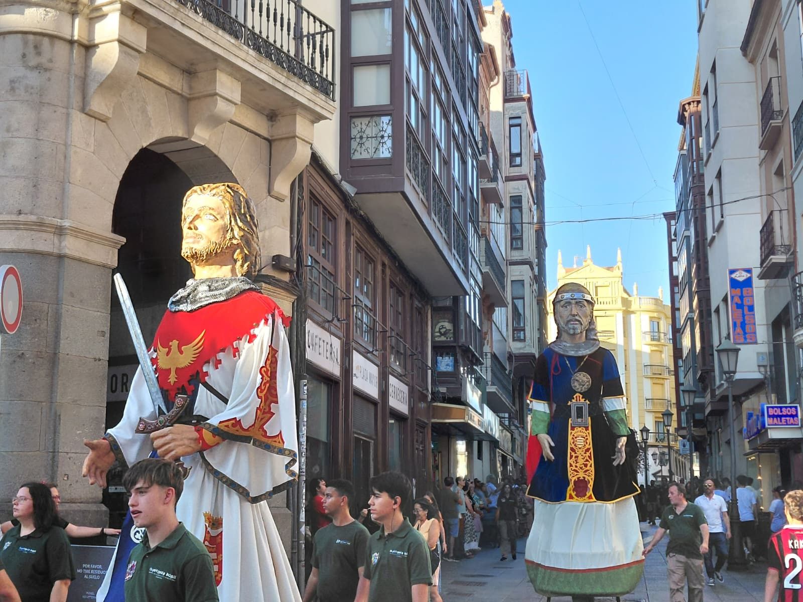 Pasacalles de Cabezudos y Gigantes “El cerco de Zamora” de Capitonis Durii 2025