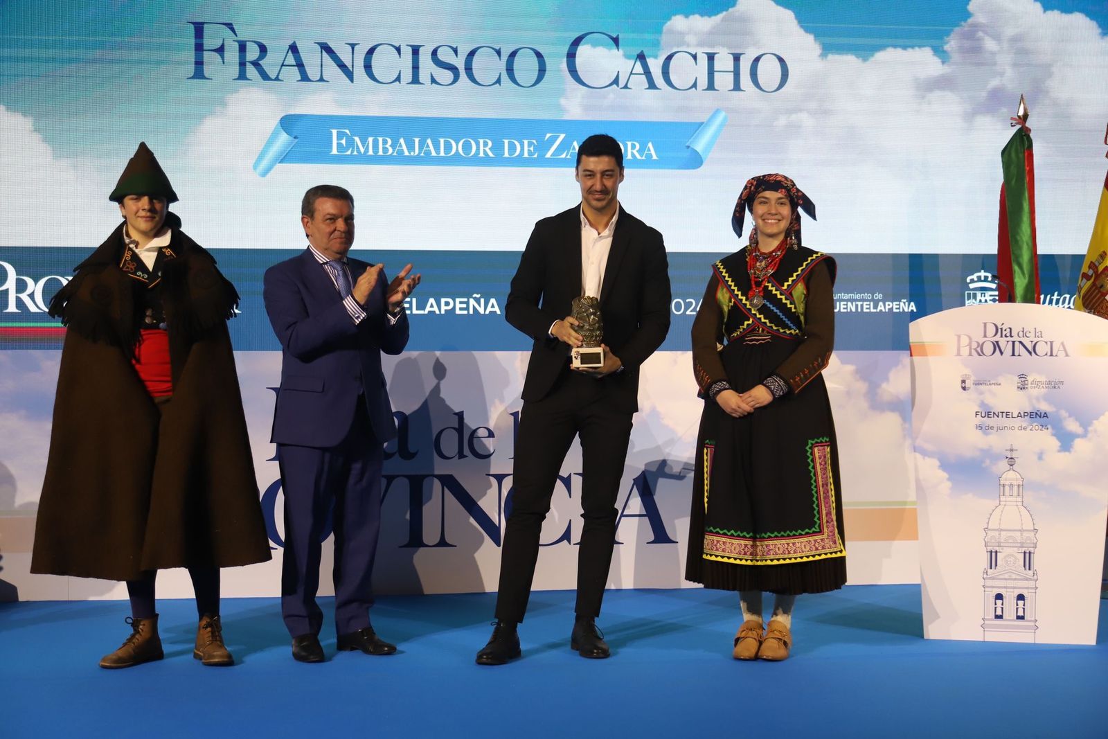 Francisco Cacho, premio Embajador de Zamora.