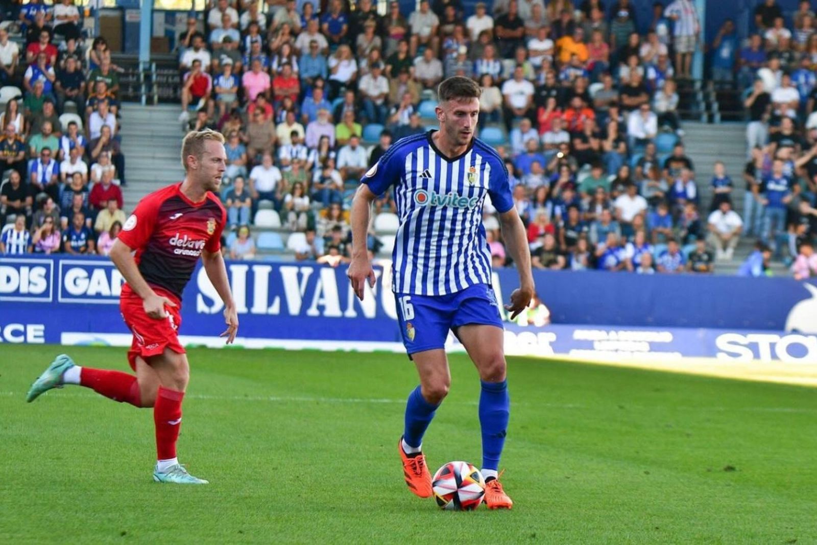 Markel Lozano, mediocentro experimentado, refuerzo de calidad para el Zamora CF. Markel Lozano, mediocentro experimentado, refuerzo de calidad para el Zamora CF.