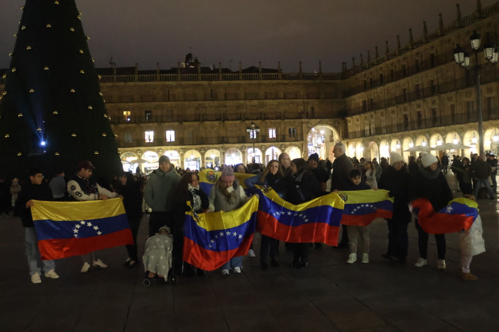 Concentración de venezolanos en Salamanca en la Plaza Mayor