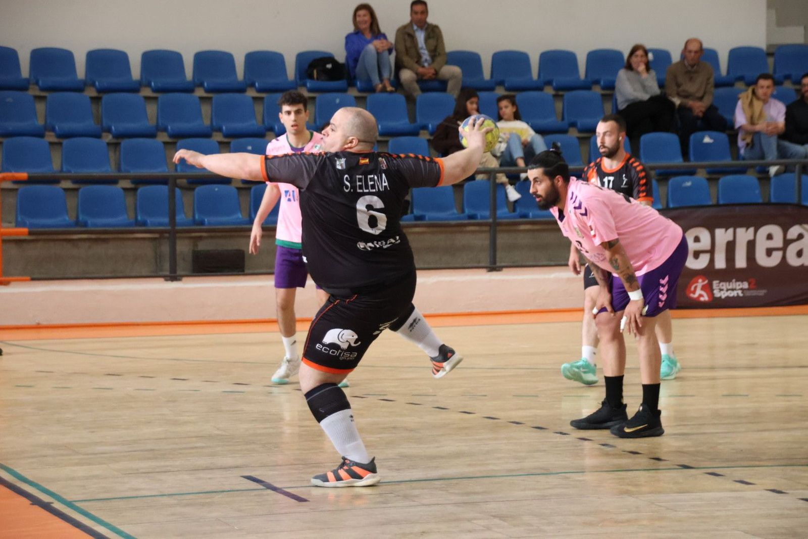 20230422183516-img-7861