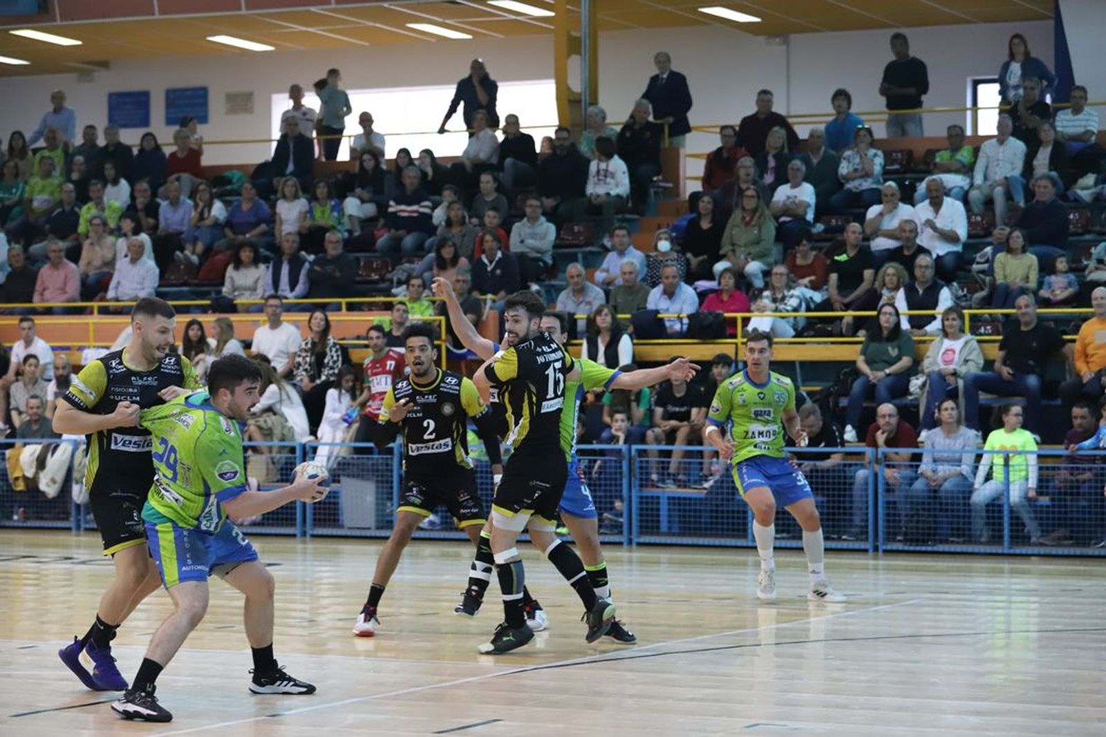 balonmano-zamora-enamora-alarcos-ciudad-real-25