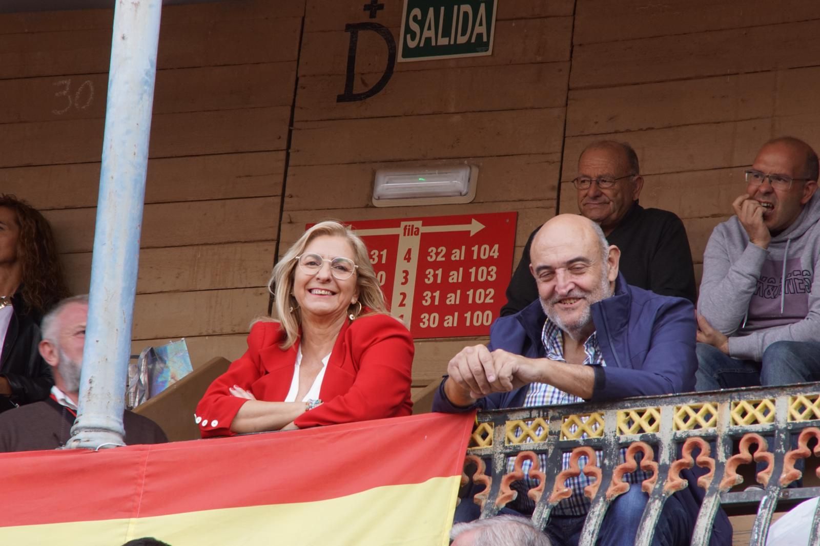 resumen-fotografico-del-ambiente-en-los-tendidos-de-la-glorieta-durante-la-corrida-concurso-22-de-septiembre-fotos-juanes-67