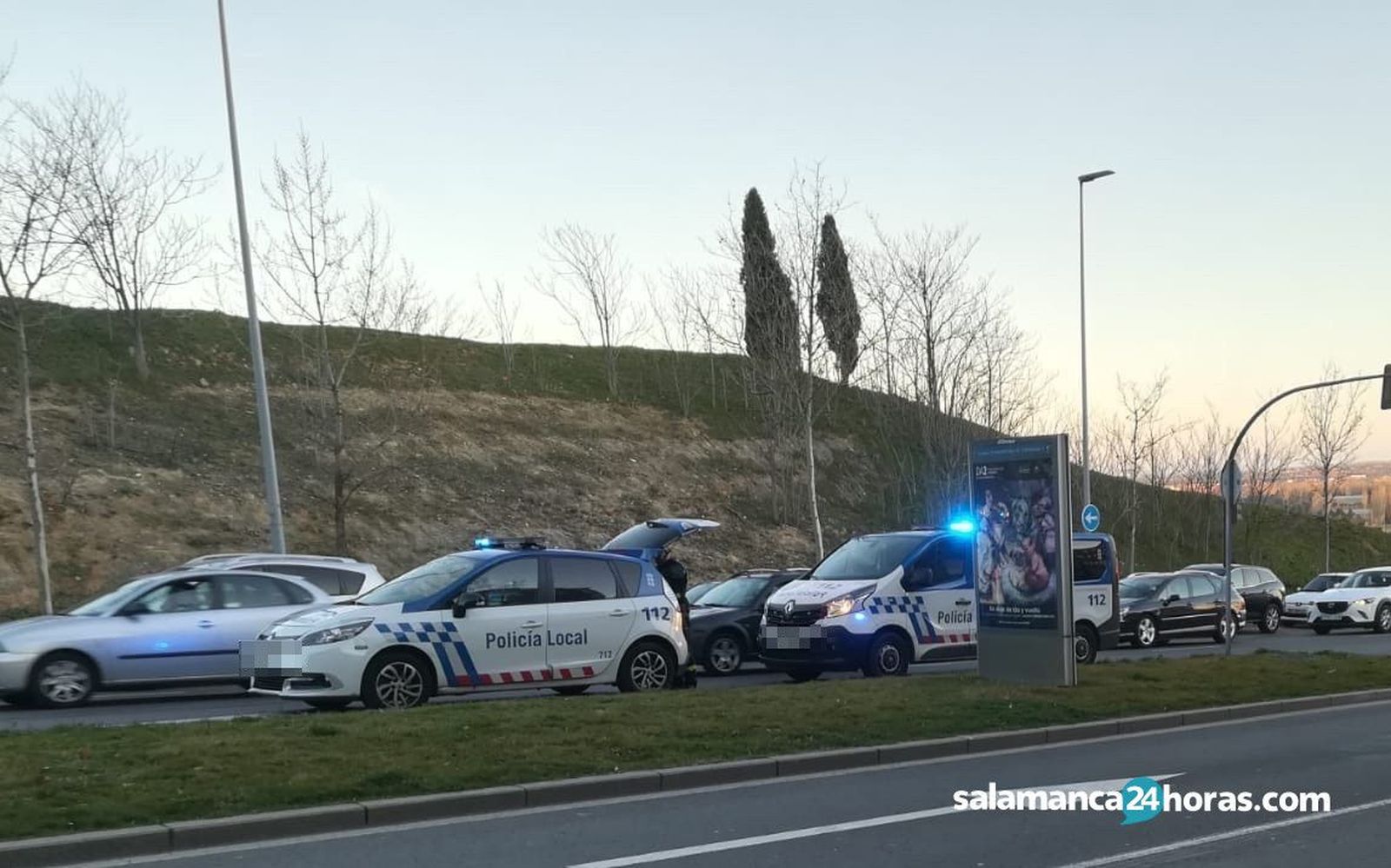 Choque sin heridos en Avenida Reina Berenguela 2