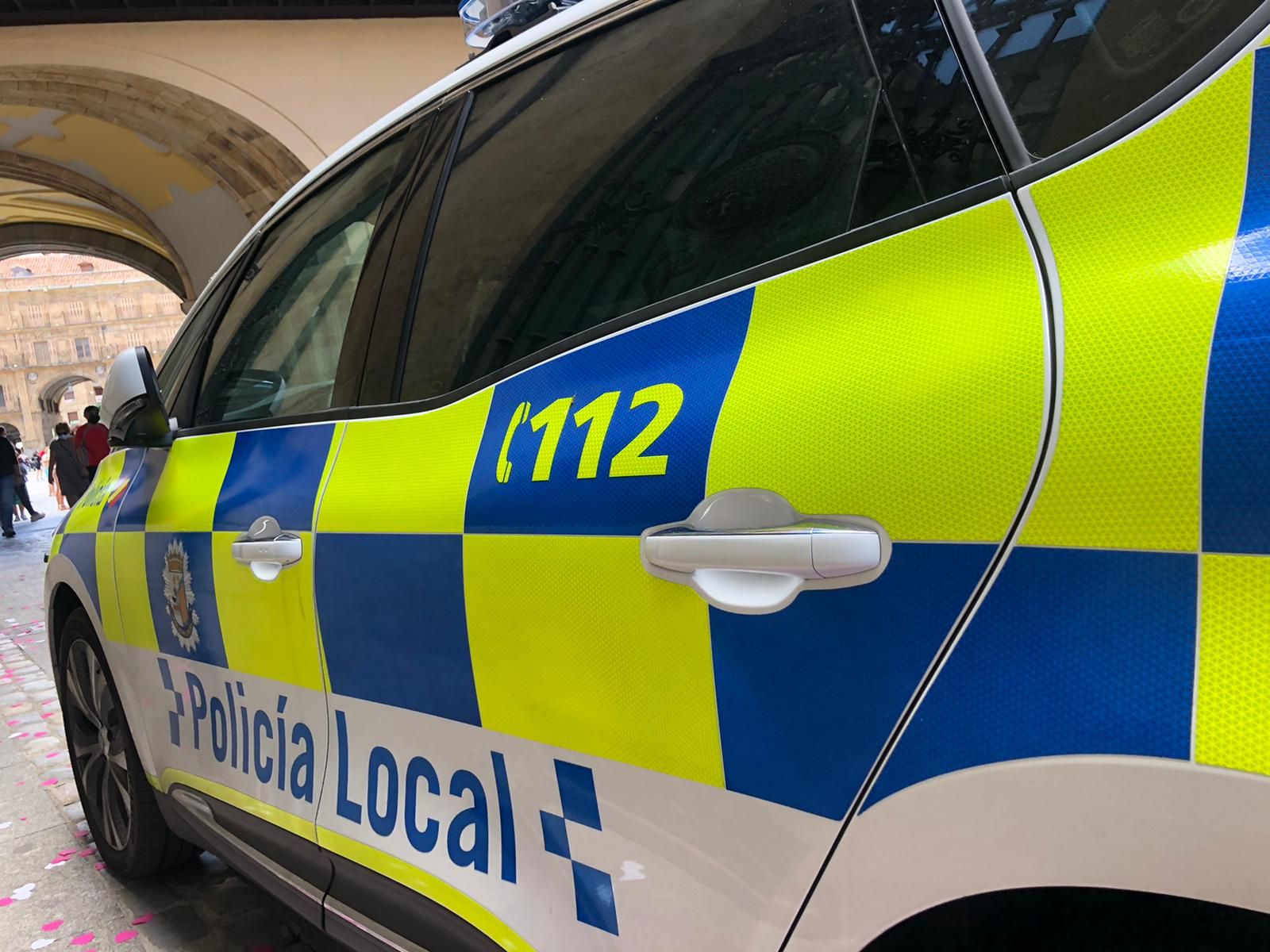 Coche patrulla de la Policía Local de Salamanca (7)