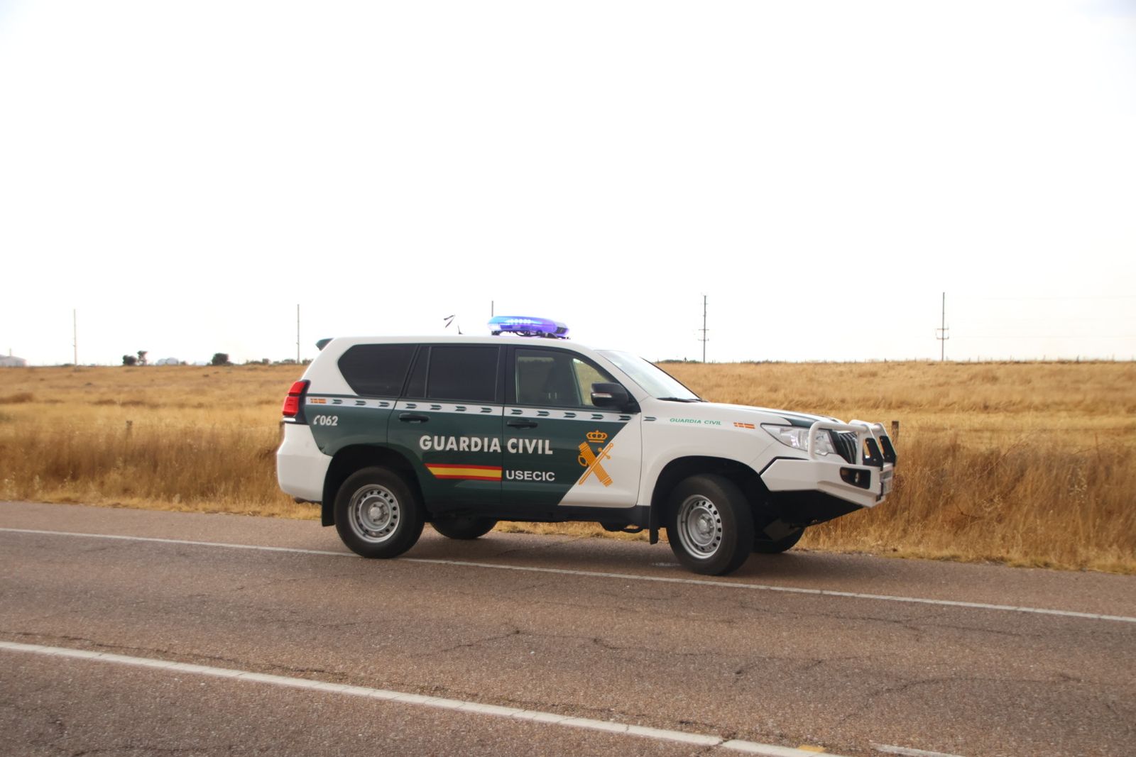 Un incendio de nivel 2 afecta al entorno rural de Martín de Yeltes