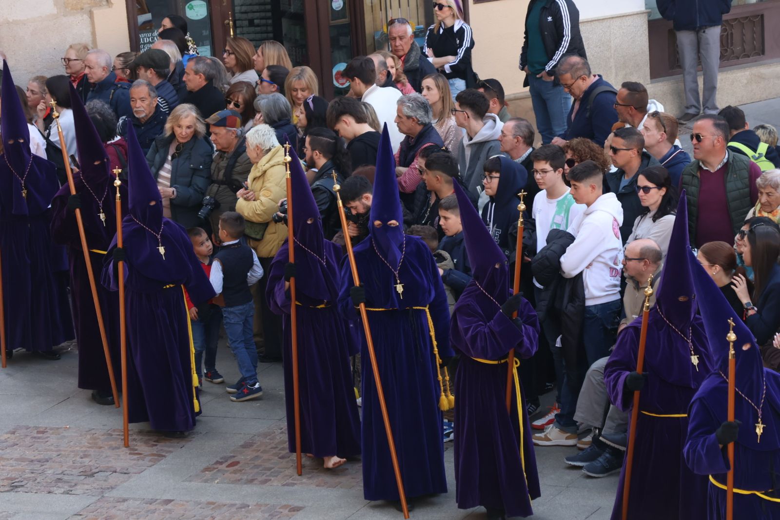 GALERÍA | Revive en imágenes la procesión de la Vera Cruz