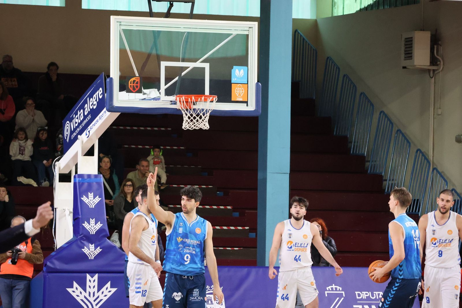 GALERÍA | El CB Zamora recibe al Melilla Baloncesto en busca de la victoria en su primer partido del año