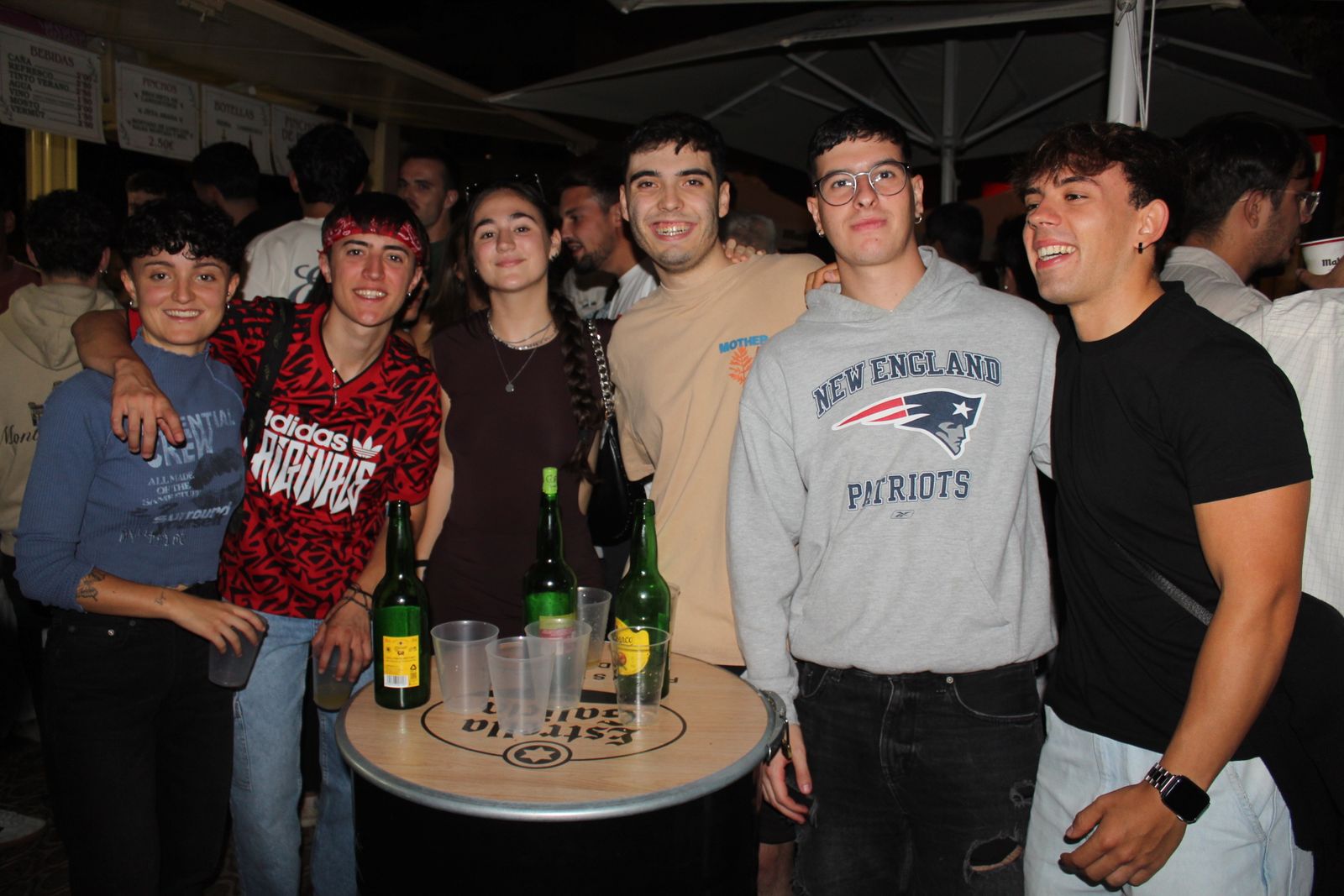 Ambiente en la Feria de Día en la tarde de este jueves