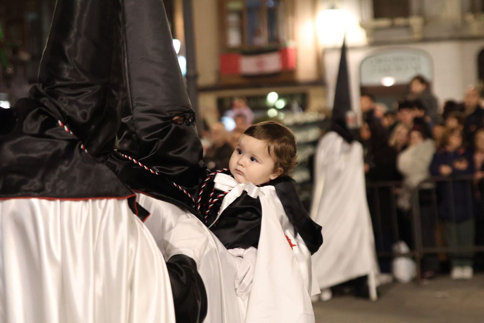 GALERÍA | Revive en imágenes la procesión de Jesús en su Tercera Caída