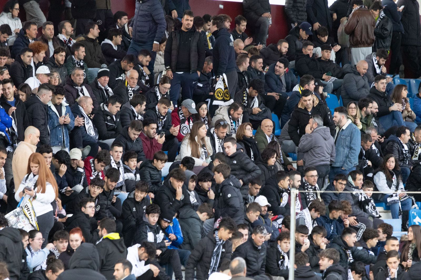 Unionistas – Ponferradina. Estadio Reina Sofía