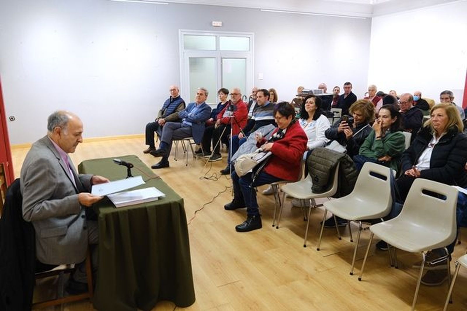 Conferencia 'la risa en la Antigua Roma' de Antonio Cascón Dorado en el Casino Obrero de Béjar