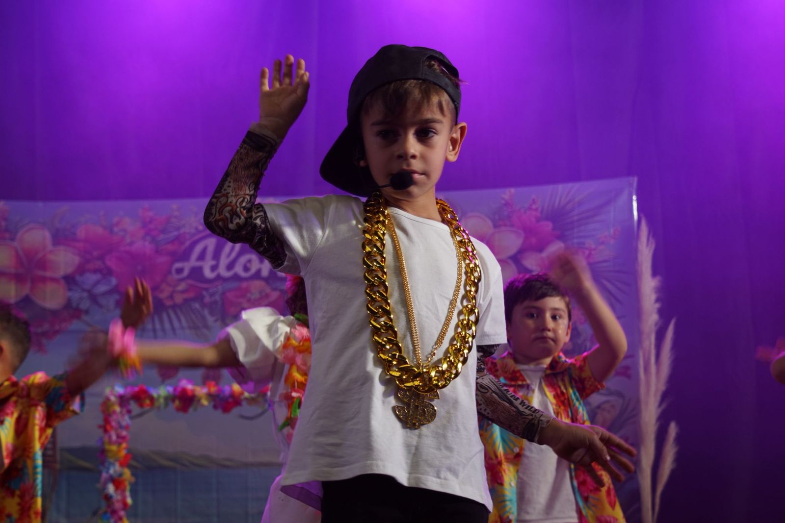 Emoción y creatividad en la primera cita del Play Back infantil en Alba de Tormes