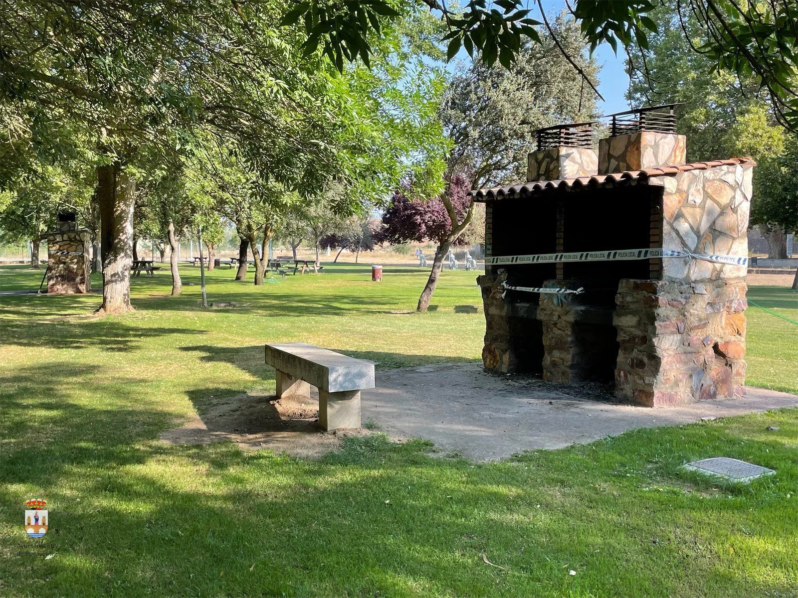 Barbacoas de la estación de tren de Benavente. Archivo