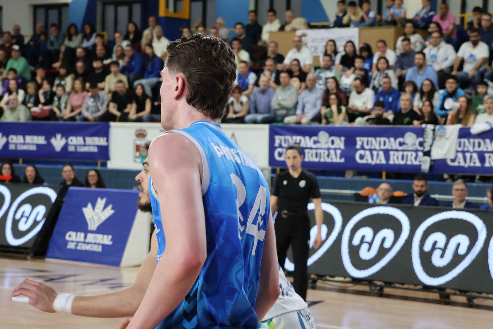 GALERÍA | El duelo entre el CB Zamora y el Hestia Menorca, en imágenes